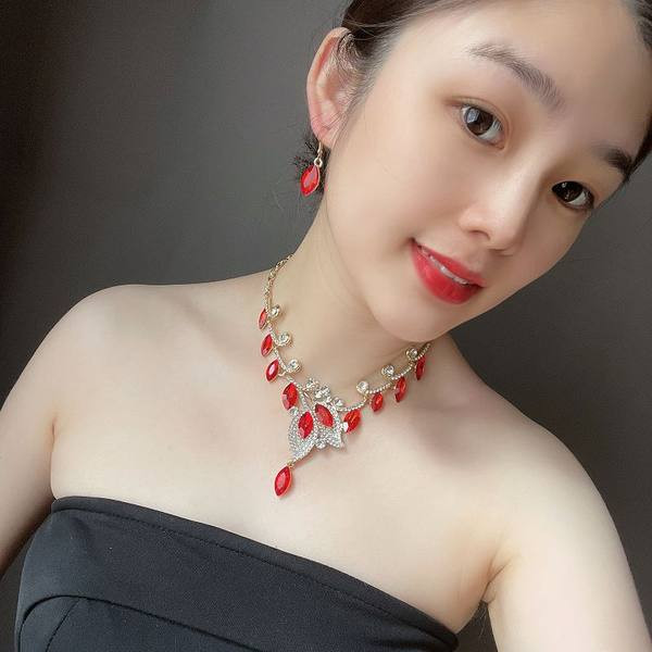 Γυναικείο σετ τριών χρωμάτων