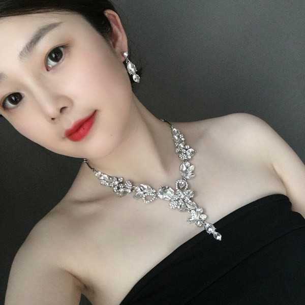 Stílusos női ékszer készlet