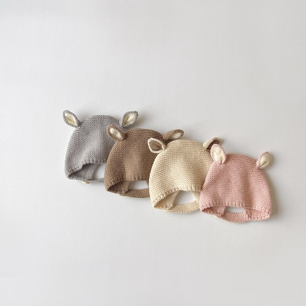 Kötött sapka 3D elemmel fiúknak és lányoknak