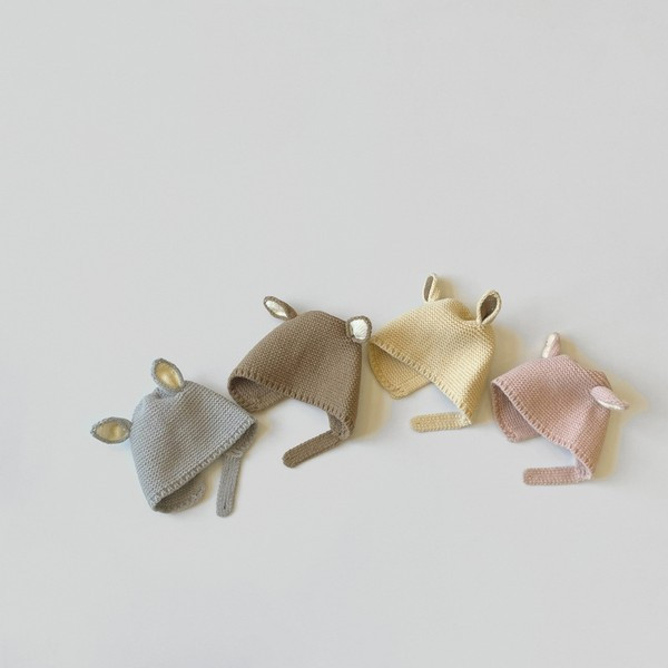 Kötött sapka 3D elemmel fiúknak és lányoknak