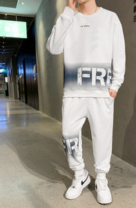 Férfi kétrészes sportkészlet