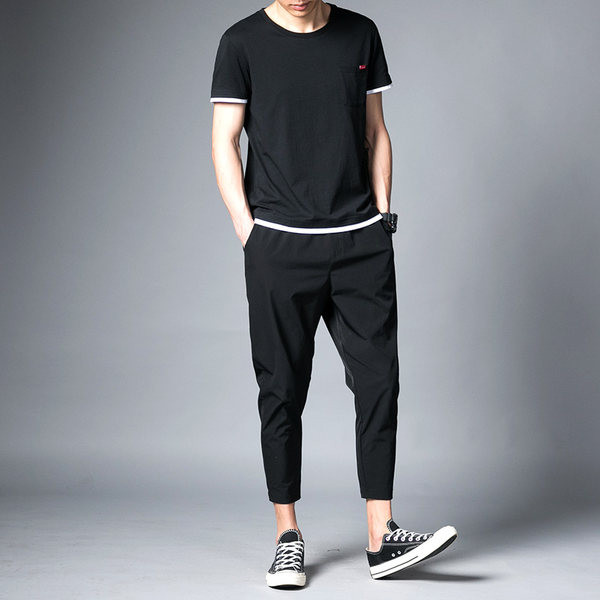 Vīriešu komplekts ar īsām piedurknēm un kabatu