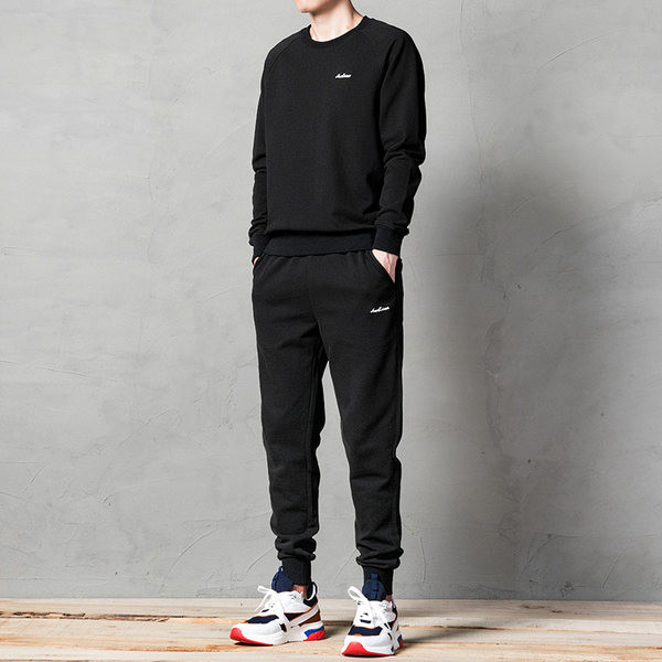 Férfi sport kétrészes szett zsebbel