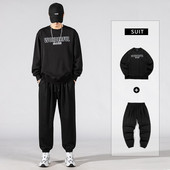 Férfi sport kétrészes szett nyomott blúzzal és fűzős alsókkal