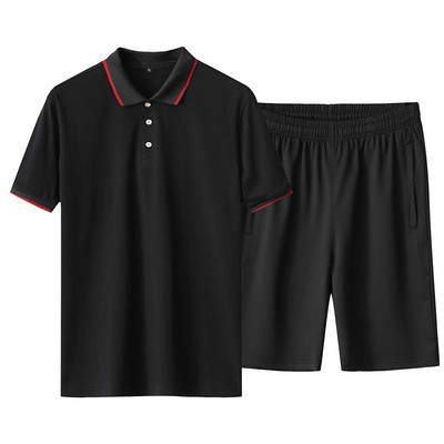 Alkalmi férfi szett galléros pólóból és rövidnadrágból