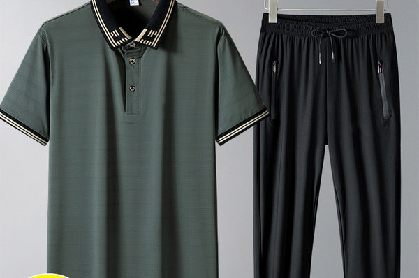 Férfi két- és háromrészes rövid ujjú tréningruha