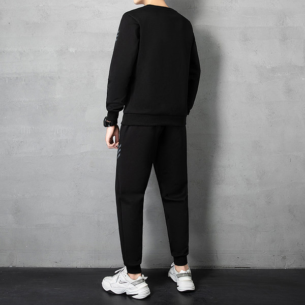 Kétrészes férfi szett sportmintás zsebbel