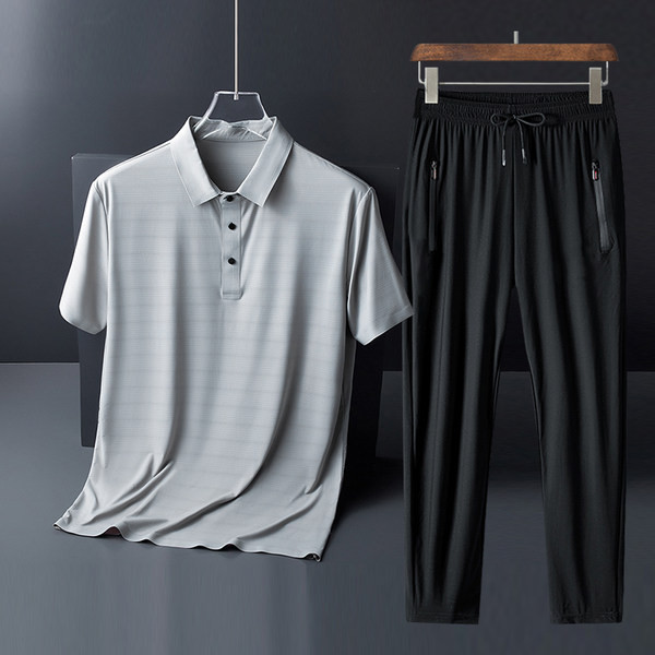 Casual ανδρικό σετ δύο τεμαχίων με κοντομάνικη μπλούζα και κορδόνι