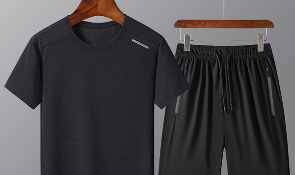 Σπορ μοτίβο ανδρικό ρούχο 