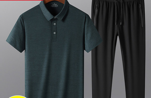 Sportmodell férfi kétrészes szett rövid ujjal