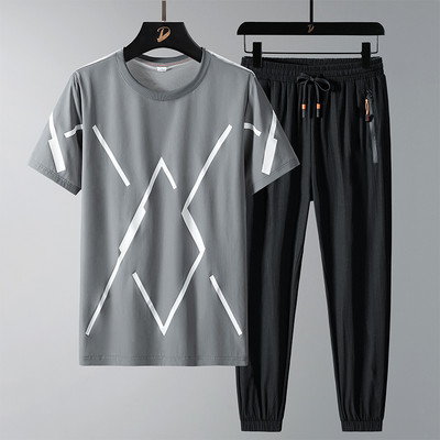 Vīriešu divdaļīgas apakšas ar augšdaļu