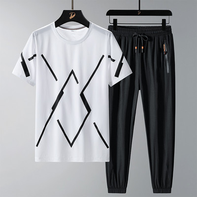 Vīriešu divdaļīgas apakšas ar augšdaļu