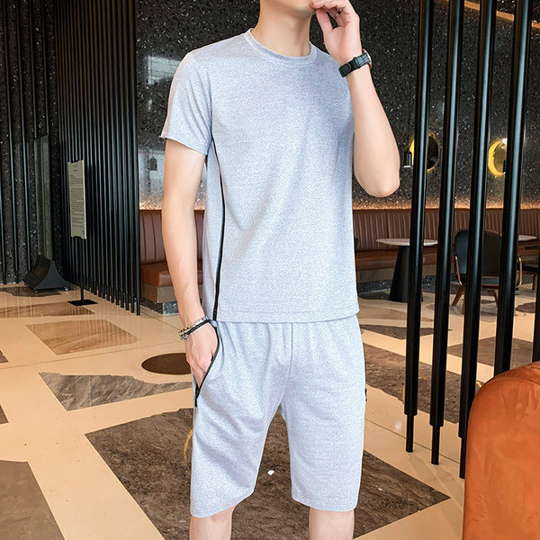 Vīriešu sporta komanda ar īsām piedurknēm četrās krāsās