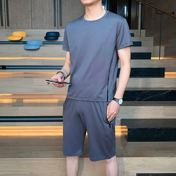 Vīriešu sporta komanda ar īsām piedurknēm četrās krāsās