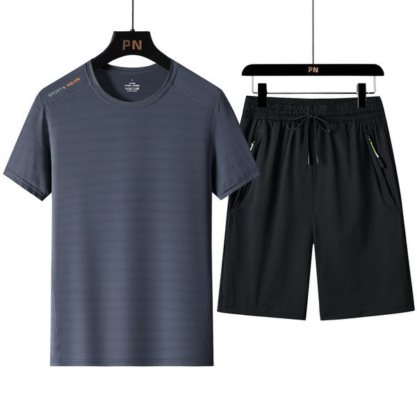 Dnevni sportski outfit - u dva dijela