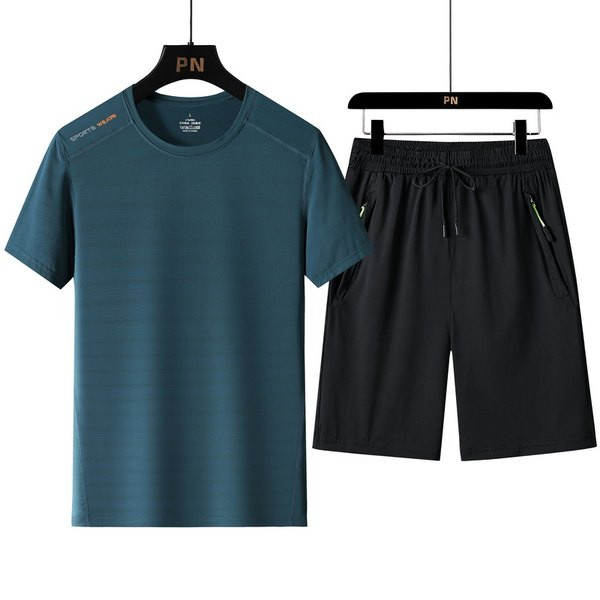 Dnevni sportski outfit - u dva dijela