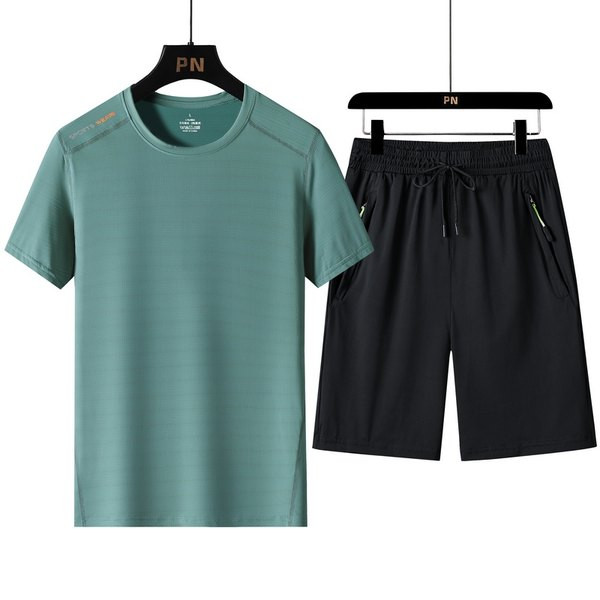 Dnevni sportski outfit - u dva dijela