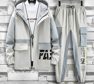 Ανδρικό αθλητικό σετ με τσέπη και επιγραφή