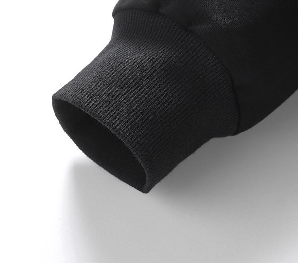 Vīriešu tērps ar kabatu un mežģīnēm