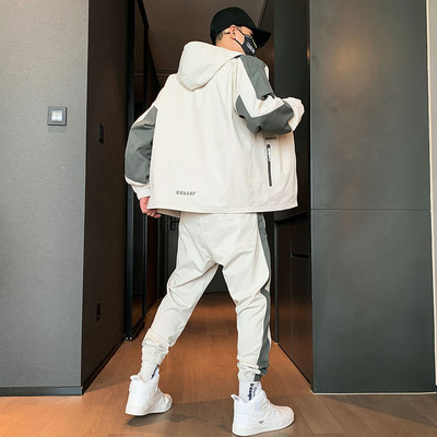 Ανδρικό φθινοπωρινό σετ με κουκούλα