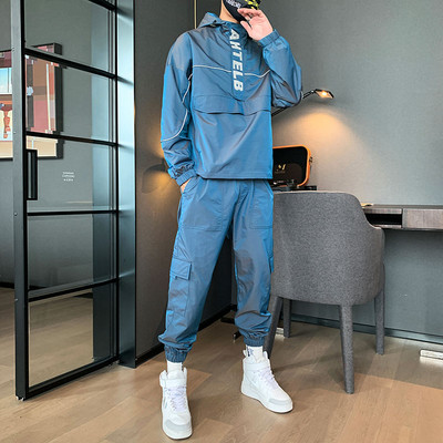 Ανδρικό φθινοπωρινό σετ με κουκούλα