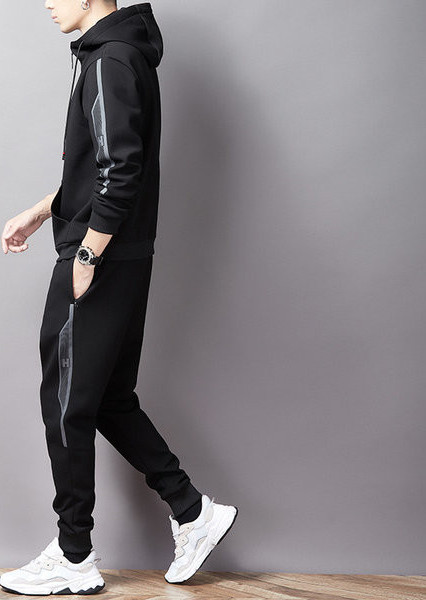 Jauna modeļa vīriešu sporta divdaļīgs komplekts ar kapuci un šņorēm