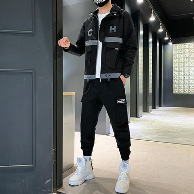 Vīriešu sporta komanda ar trīskrāsu apdruku