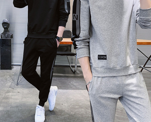 Férfi csapat két színben