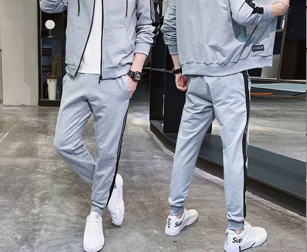 Férfi csapat két színben