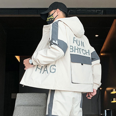 Modes divdaļīgs treniņtērps vīriešiem ar apdruku mugurpusē