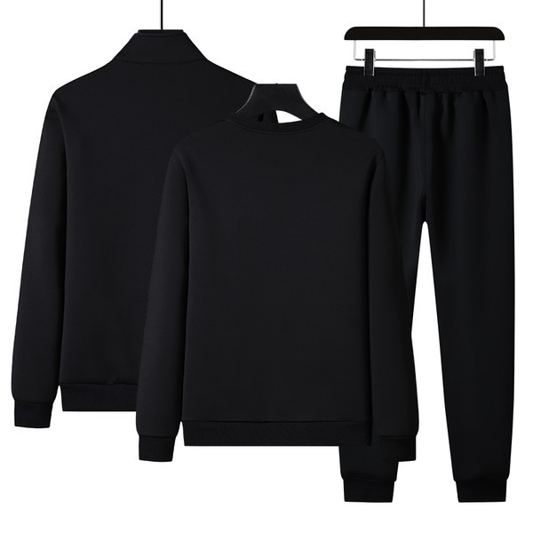 Muško trodijelno odijelo s pasovima