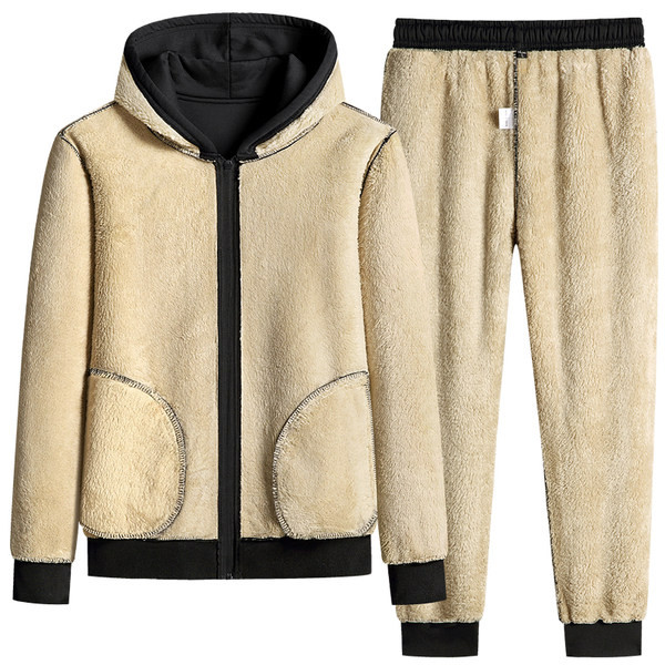 Vīriešu treniņtērps ar kapuci