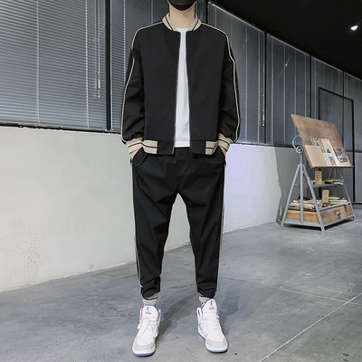 Vīriešu komplekts ar caurulēm un kabatu