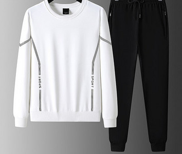 Sportisks vīriešu divdaļīgs ar apdruku un mežģīnēm