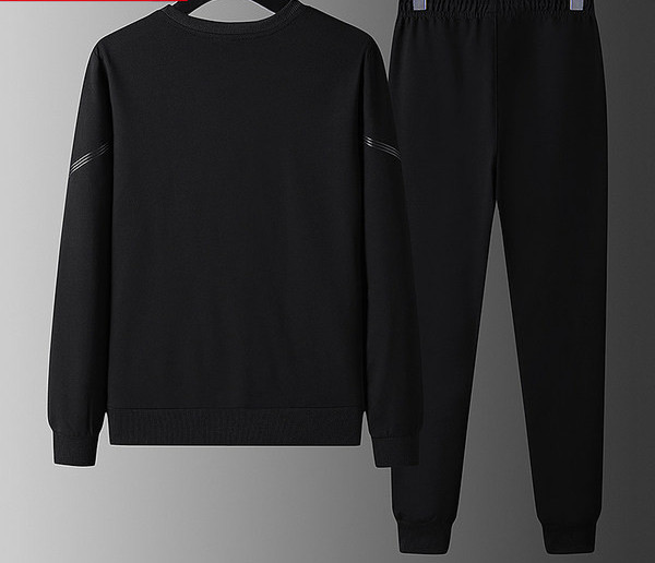 Sportisks vīriešu divdaļīgs ar apdruku un mežģīnēm