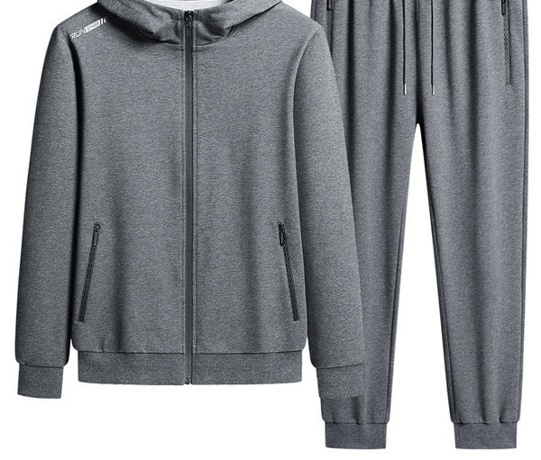 Tīrs vīriešu džemperis ar kapuci