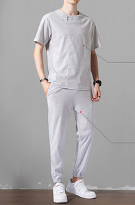 Alkalmi férfi póló és alsó garnitúra