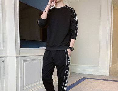 Ανδρικά casual αθλητικά σετ με οβάλ λαιμόκοψη και τσέπη