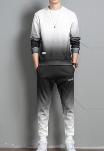 Ανδρική φόρμα με μακριά μανίκια