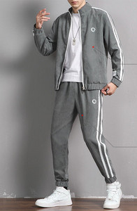 Sportisks vīriešu divdaļīgs komplekts ar caurulēm