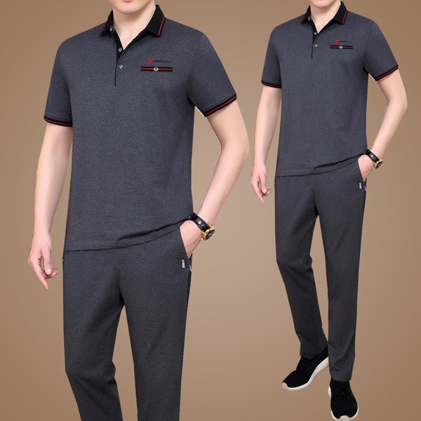 Jauna modeļa sporta vīriešu divdaļīgs komplekts ar īsām piedurknēm un apakšu ar kabatu un logotipu