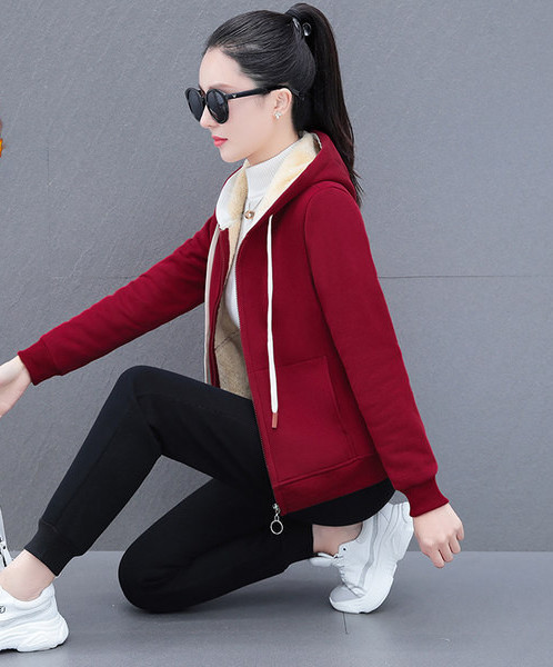 Moderns sieviešu komplekts ar dūnu oderi - divas daļas