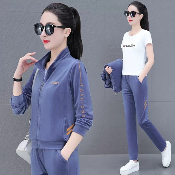 Sieviešu divdaļīgs komplekts ar apdruku un rāvējslēdzēja aizdari