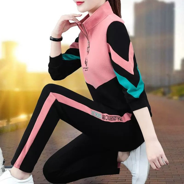 Φθινοπωρινό γυναικείο αθλητικό σετ 