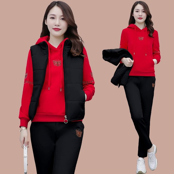 Modernus moteriškas trijų dalių komplektas su siuvinėjimu