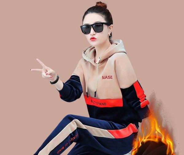 Ikdienas sieviešu samta kapuci un apakšas komplekts