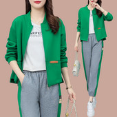 Moderns sieviešu divdaļīgs tērps ar ovālu kakla izgriezumu