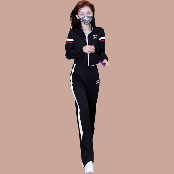 Sieviešu divu toņu rāvējslēdzēja komanda