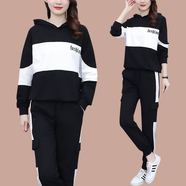 Γυναικείο casual σετ μπλούζα με κουκούλα και κάτω με τσέπες