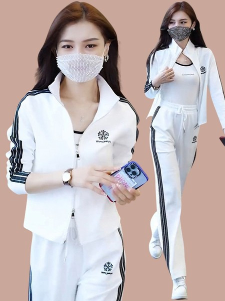 Γυναικείο ρούχο με φερμουάρ 